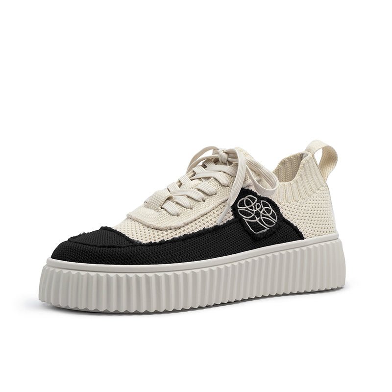 Versatile Round Toe Thick Soled Casual Sneakers